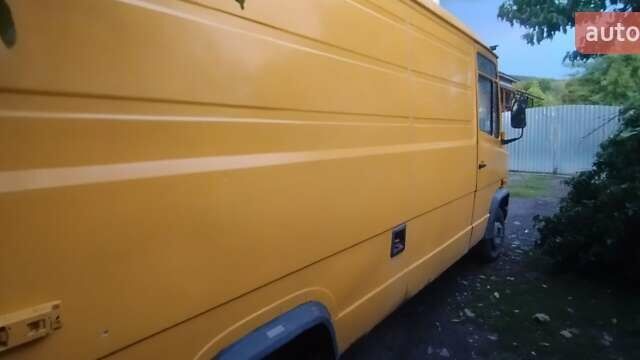 Жовтий Мерседес T2, об'ємом двигуна 0 л та пробігом 650 тис. км за 3700 $, фото 3 на Automoto.ua