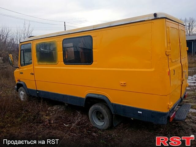 Желтый Мерседес T2, объемом двигателя 2.9 л и пробегом 500 тыс. км за 1700 $, фото 3 на Automoto.ua