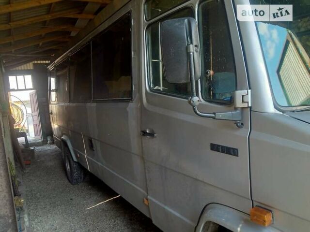 Серый Мерседес T2, объемом двигателя 3.97 л и пробегом 550 тыс. км за 3500 $, фото 12 на Automoto.ua