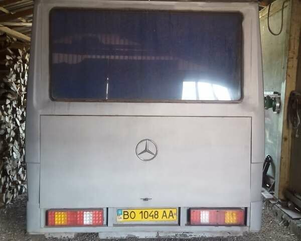 Серый Мерседес T2, объемом двигателя 3.97 л и пробегом 550 тыс. км за 3500 $, фото 8 на Automoto.ua