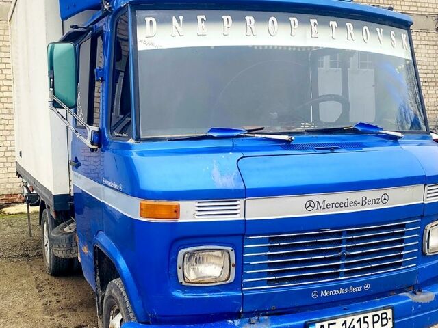Синий Мерседес T2, объемом двигателя 3.9 л и пробегом 500 тыс. км за 5500 $, фото 1 на Automoto.ua