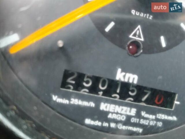 Синій Мерседес T2, об'ємом двигуна 3.8 л та пробігом 250 тис. км за 18800 $, фото 19 на Automoto.ua