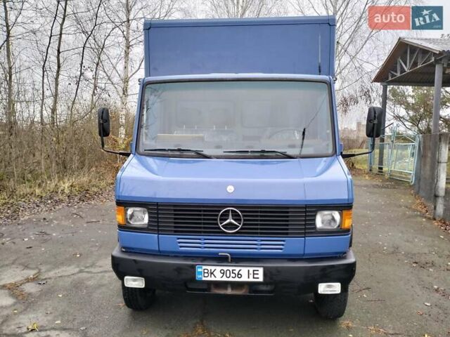 Синій Мерседес T2, об'ємом двигуна 3.8 л та пробігом 250 тис. км за 18800 $, фото 1 на Automoto.ua