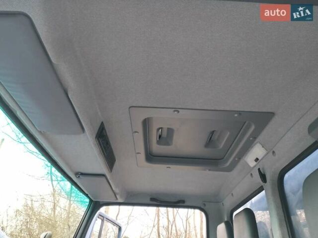 Синій Мерседес T2, об'ємом двигуна 3.8 л та пробігом 250 тис. км за 18800 $, фото 18 на Automoto.ua