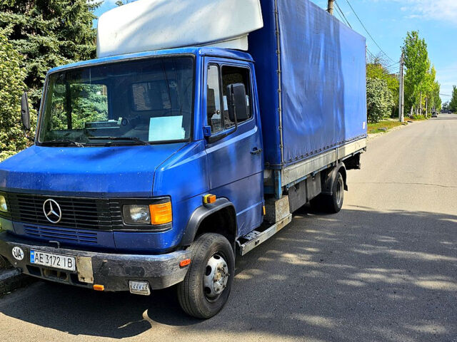 Синий Мерседес T2, объемом двигателя 4 л и пробегом 400 тыс. км за 5000 $, фото 1 на Automoto.ua