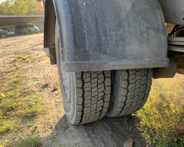 Мерседес T2 1995 в Буске на Automoto.ua Синий Мерседес T2, объемом двигателя 3.97 л и пробегом 62 тыс. км за 10000 $, фото 6 на Automoto.ua