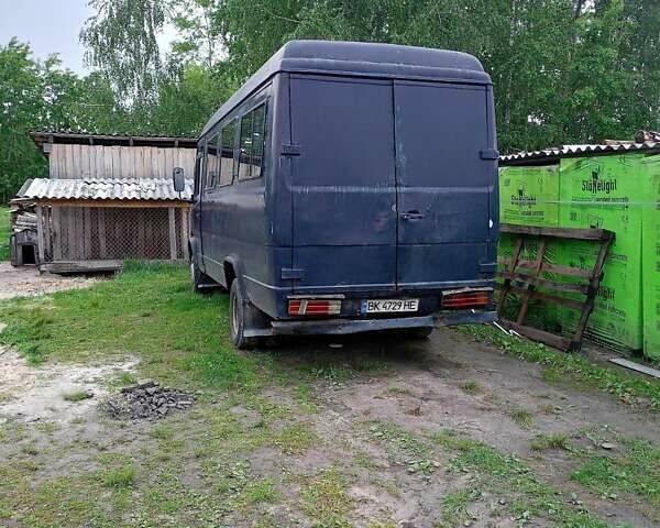Синий Мерседес T2, объемом двигателя 3.97 л и пробегом 444 тыс. км за 3500 $, фото 8 на Automoto.ua
