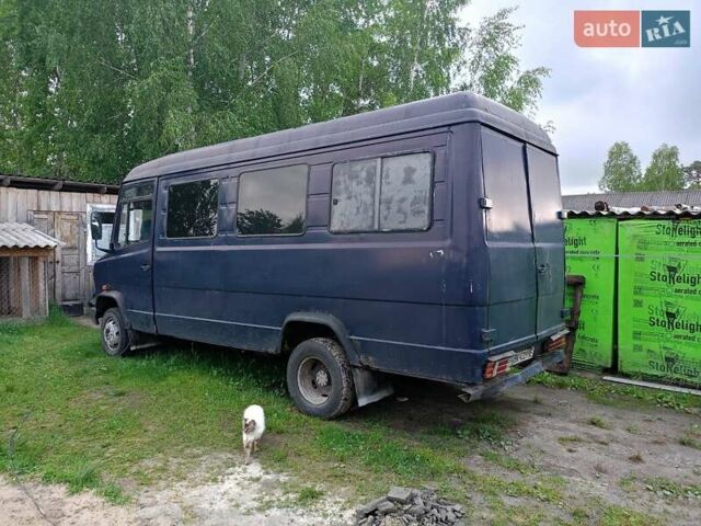 Синий Мерседес T2, объемом двигателя 3.97 л и пробегом 444 тыс. км за 3500 $, фото 9 на Automoto.ua
