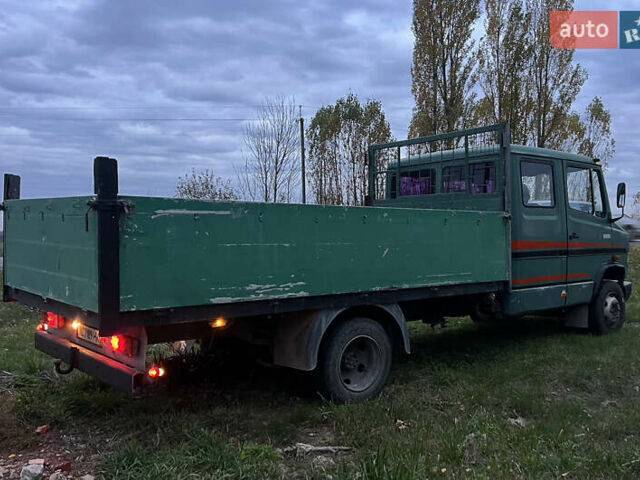 Зеленый Мерседес T2, объемом двигателя 4 л и пробегом 719 тыс. км за 10700 $, фото 3 на Automoto.ua