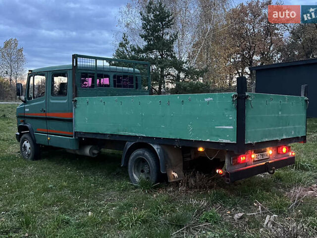 Зеленый Мерседес T2, объемом двигателя 4 л и пробегом 719 тыс. км за 10700 $, фото 4 на Automoto.ua