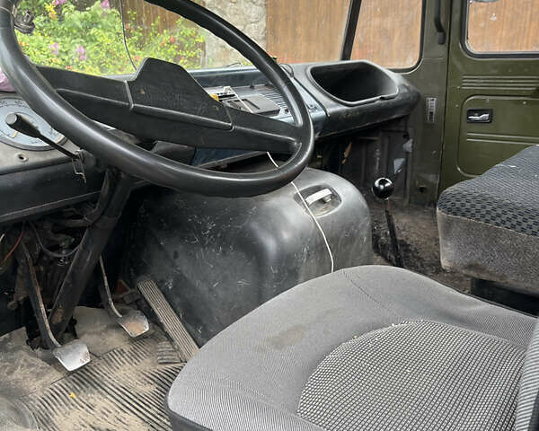 Зеленый Мерседес T2, объемом двигателя 3.78 л и пробегом 200 тыс. км за 6200 $, фото 5 на Automoto.ua