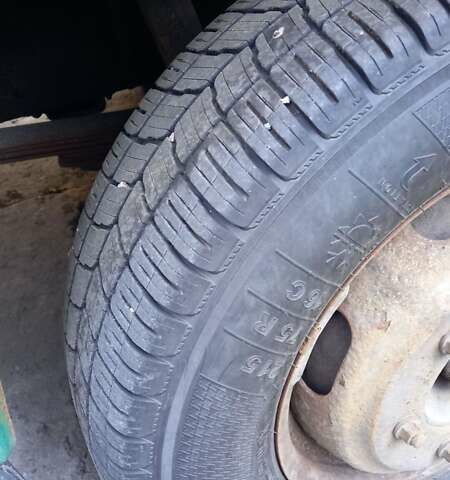 Зеленый Мерседес T2, объемом двигателя 3.7 л и пробегом 500 тыс. км за 2200 $, фото 3 на Automoto.ua