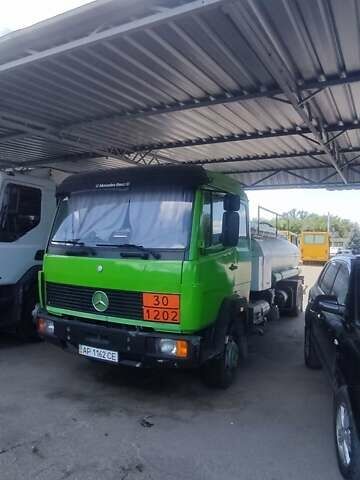 Зелений Мерседес T2, об'ємом двигуна 3.97 л та пробігом 500 тис. км за 18999 $, фото 4 на Automoto.ua