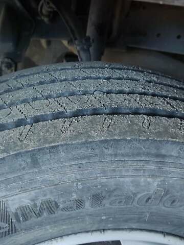 Зелений Мерседес T2, об'ємом двигуна 3.97 л та пробігом 500 тис. км за 18999 $, фото 5 на Automoto.ua