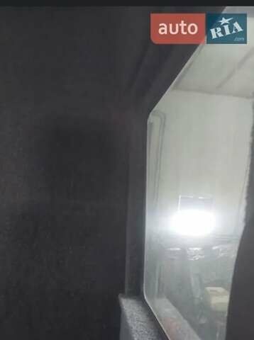 Зелений Мерседес T2, об'ємом двигуна 4 л та пробігом 740 тис. км за 12500 $, фото 14 на Automoto.ua