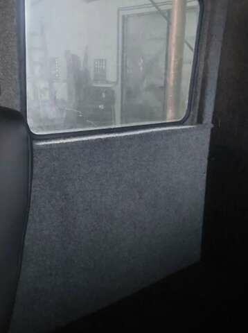 Зелений Мерседес T2, об'ємом двигуна 4 л та пробігом 740 тис. км за 12500 $, фото 11 на Automoto.ua