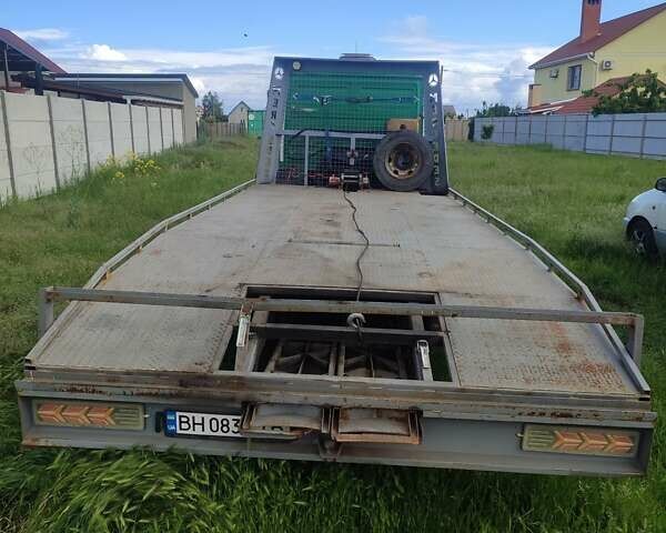 Зеленый Мерседес T2, объемом двигателя 4.3 л и пробегом 400 тыс. км за 12399 $, фото 2 на Automoto.ua