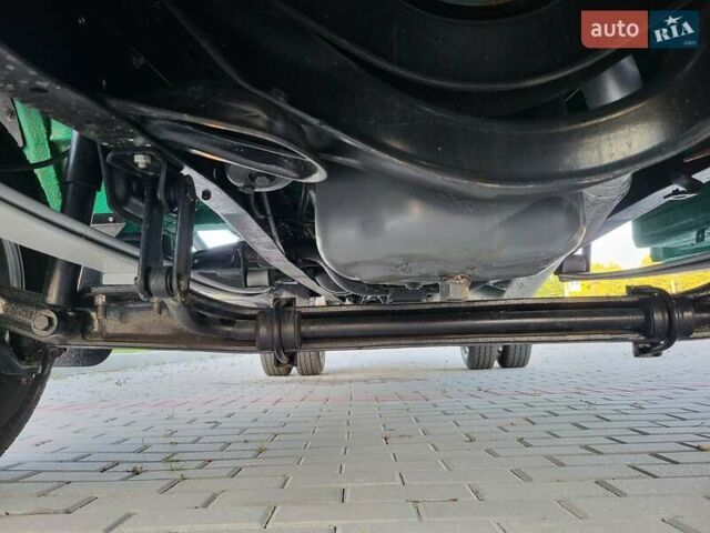 Зелений Мерседес T2, об'ємом двигуна 3.97 л та пробігом 136 тис. км за 22400 $, фото 30 на Automoto.ua