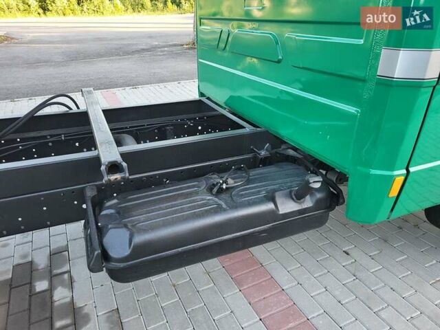 Зелений Мерседес T2, об'ємом двигуна 3.97 л та пробігом 136 тис. км за 22400 $, фото 23 на Automoto.ua