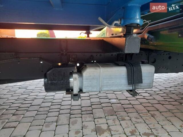 Зеленый Мерседес T2, объемом двигателя 3.97 л и пробегом 1 тыс. км за 28500 $, фото 33 на Automoto.ua