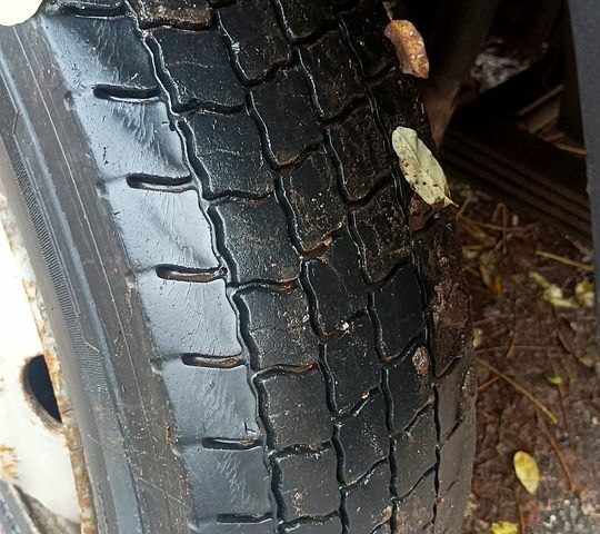 Помаранчевий Мерседес T2, об'ємом двигуна 4 л та пробігом 400 тис. км за 4500 $, фото 4 на Automoto.ua