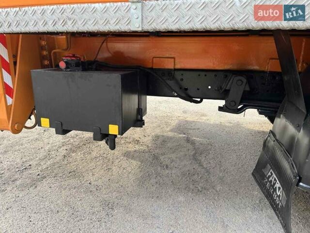 Оранжевый Мерседес T2, объемом двигателя 5.96 л и пробегом 190 тыс. км за 39900 $, фото 34 на Automoto.ua