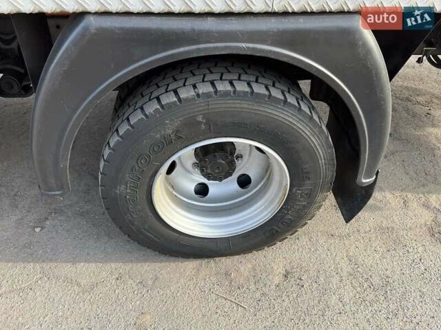 Оранжевый Мерседес T2, объемом двигателя 5.96 л и пробегом 190 тыс. км за 39900 $, фото 4 на Automoto.ua