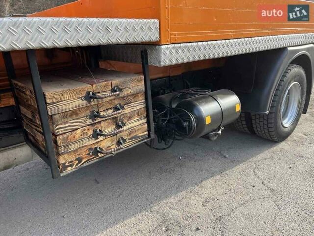 Оранжевый Мерседес T2, объемом двигателя 5.96 л и пробегом 190 тыс. км за 39900 $, фото 20 на Automoto.ua