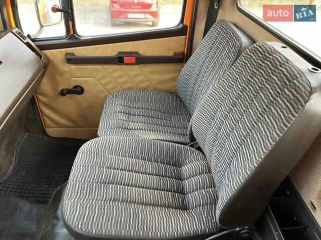 Оранжевый Мерседес T2, объемом двигателя 5.96 л и пробегом 190 тыс. км за 39900 $, фото 26 на Automoto.ua