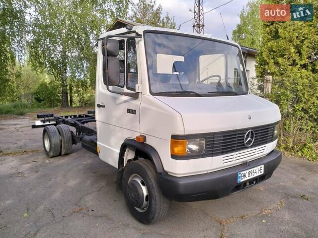 Оранжевый Мерседес T2, объемом двигателя 4 л и пробегом 156 тыс. км за 16000 $, фото 2 на Automoto.ua