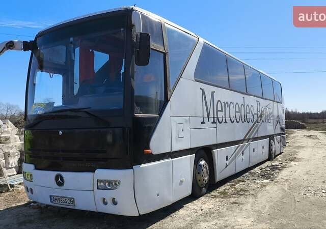 Белый Мерседес Туризмо, объемом двигателя 12.76 л и пробегом 5 тыс. км за 15950 $, фото 2 на Automoto.ua