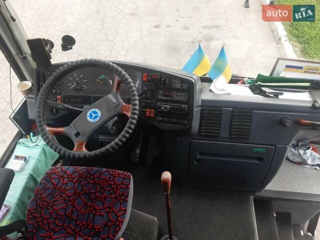 Белый Мерседес Туризмо, объемом двигателя 14.8 л и пробегом 990 тыс. км за 20000 $, фото 4 на Automoto.ua