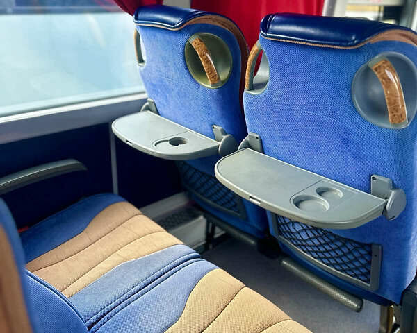 Мерседес Туризмо 2001 у Києві на Automoto.ua Білий Мерседес Туризмо, об'ємом двигуна 14.62 л та пробігом 900 тис. км за 38900 $, фото 9 на Automoto.ua