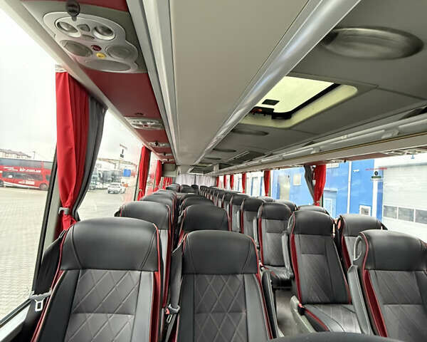 Белый Мерседес Туризмо, объемом двигателя 0 л и пробегом 550 тыс. км за 133953 $, фото 9 на Automoto.ua