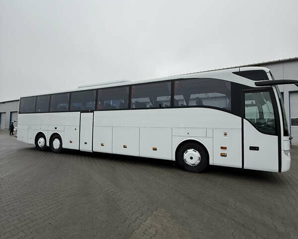 Белый Мерседес Туризмо, объемом двигателя 0 л и пробегом 550 тыс. км за 133953 $, фото 4 на Automoto.ua