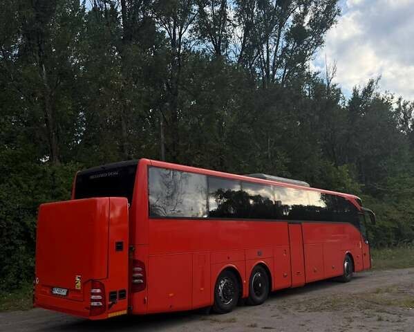 Красный Мерседес Туризмо, объемом двигателя 11.97 л и пробегом 540 тыс. км за 104999 $, фото 2 на Automoto.ua