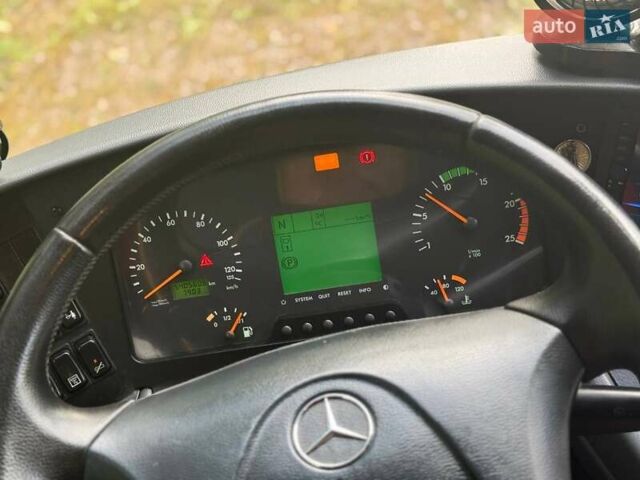 Красный Мерседес Туризмо, объемом двигателя 11.97 л и пробегом 540 тыс. км за 104999 $, фото 8 на Automoto.ua