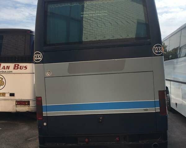 Серый Мерседес Туризмо, объемом двигателя 12 л и пробегом 550 тыс. км за 12400 $, фото 2 на Automoto.ua
