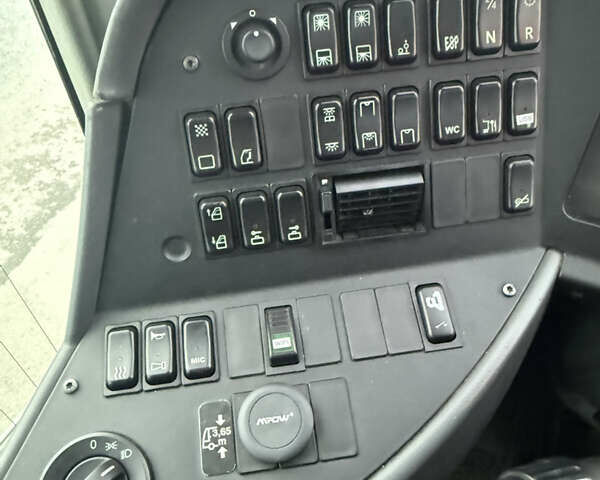 Зелений Мерседес Туризмо, об'ємом двигуна 11.97 л та пробігом 39 тис. км за 147000 $, фото 14 на Automoto.ua