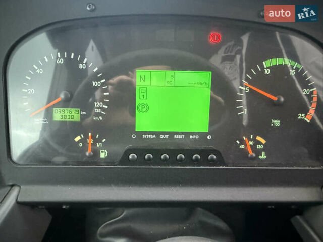 Зелений Мерседес Туризмо, об'ємом двигуна 11.97 л та пробігом 39 тис. км за 147000 $, фото 13 на Automoto.ua