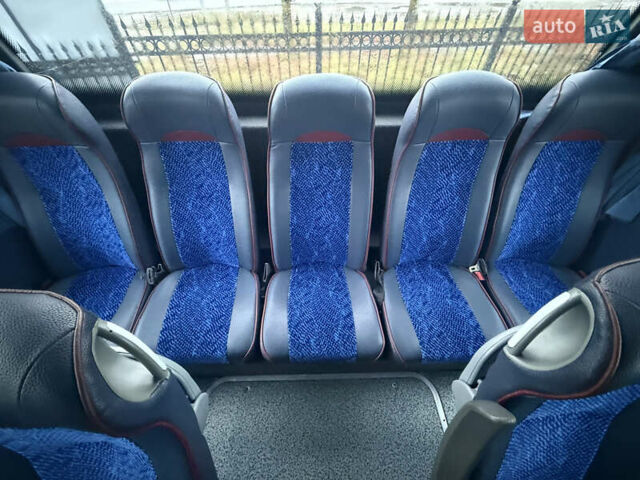 Зелений Мерседес Туризмо, об'ємом двигуна 11.97 л та пробігом 39 тис. км за 147000 $, фото 28 на Automoto.ua