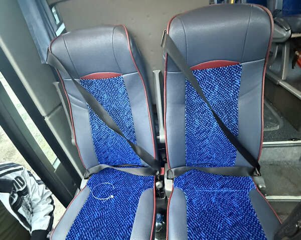 Зелений Мерседес Туризмо, об'ємом двигуна 11.97 л та пробігом 39 тис. км за 147000 $, фото 18 на Automoto.ua