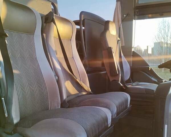 Зеленый Мерседес Туризмо, объемом двигателя 11.97 л и пробегом 1000 тыс. км за 122000 $, фото 17 на Automoto.ua