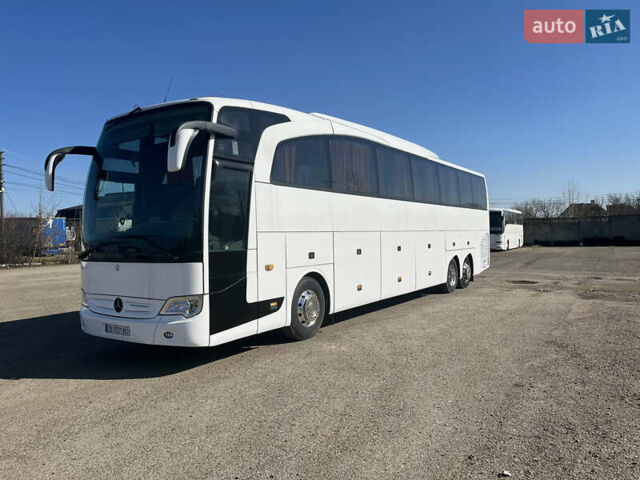 Белый Мерседес Травего, объемом двигателя 15.93 л и пробегом 500 тыс. км за 100000 $, фото 1 на Automoto.ua