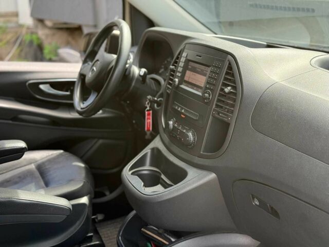 Белый Мерседес В-Класс, объемом двигателя 2 л и пробегом 97 тыс. км за 20900 $, фото 8 на Automoto.ua