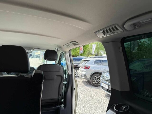 Белый Мерседес В-Класс, объемом двигателя 2 л и пробегом 97 тыс. км за 20900 $, фото 10 на Automoto.ua