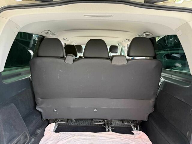 Белый Мерседес В-Класс, объемом двигателя 2 л и пробегом 97 тыс. км за 20900 $, фото 6 на Automoto.ua