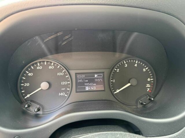 Белый Мерседес В-Класс, объемом двигателя 2 л и пробегом 97 тыс. км за 20900 $, фото 3 на Automoto.ua