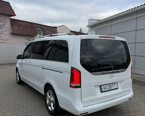 Белый Мерседес В-Класс, объемом двигателя 2.14 л и пробегом 179 тыс. км за 37700 $, фото 5 на Automoto.ua