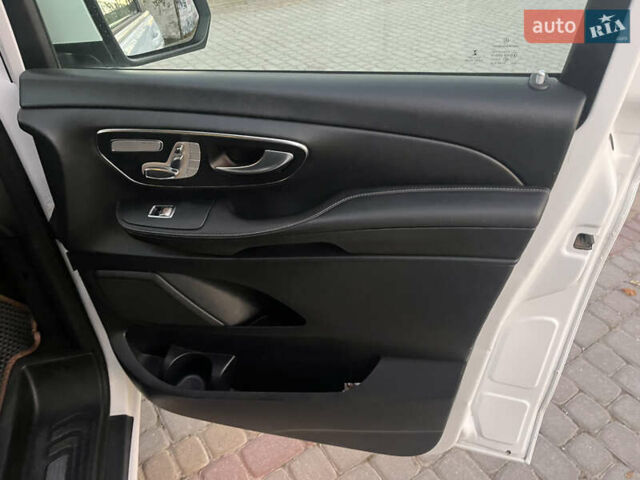 Білий Мерседес В-Клас, об'ємом двигуна 2.14 л та пробігом 289 тис. км за 28900 $, фото 24 на Automoto.ua